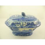 A COPELANDS SPODE ITALIAN PATTERN TUREEN AND COVER printed with cobalt blue transfer, base with mask