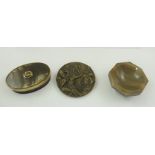 A DEEPLY CAST BRONZE ART MEDAL 9cm diameter, together with an oval HORN BOX with lid inset, 9.5cm