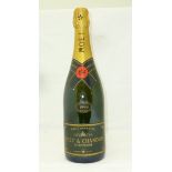 MOET ET CHANDON 1990 Brut Imperial Champagne, 1 bottle