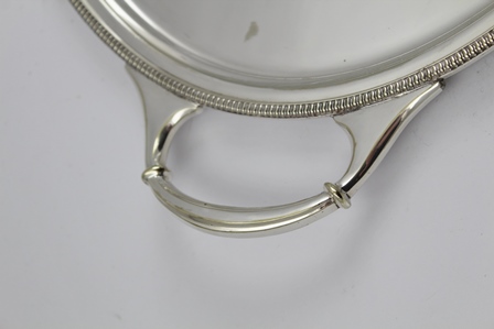 A "ROMNEY" SHEFFIELD SILVER PLATED OVAL TEA TRAY with beaded edge, fitted two carrying handles, tray - Image 2 of 4