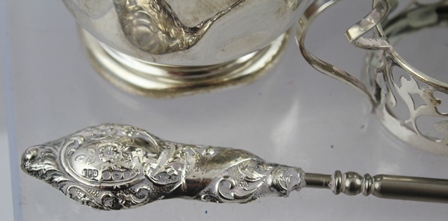 EMILE VINER A SILVER TANKARD, Sheffield 1933, together with an ASPREY SILVER CAPSTAN DESIGN INKWELL, - Image 2 of 4