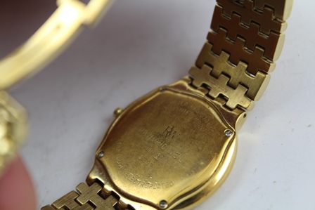 A RAYMOND WEIL "FIDELIO" GENTLEMAN'S 18CT GOLD PLATED WRIST WATCH, having white enamel dial with - Image 6 of 9