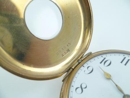 AN EARLY 20TH CENTURY 9CT GOLD CASED HALF HUNTER POCKET WATCH A Dennison watch case fitted a 17 - Image 6 of 9