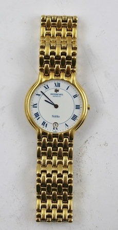 A RAYMOND WEIL "FIDELIO" GENTLEMAN'S 18CT GOLD PLATED WRIST WATCH, having white enamel dial with - Image 2 of 9