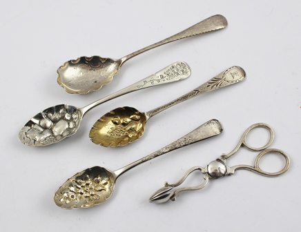 A PAIR OF VICTORIAN SILVER SUGAR NIPS 1862 together with FOUR VARIOUS DECORATIVE JAM SPOONS (one