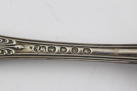 WILLIAM EATON AN EARLY VICTORIAN SILVER STILTON SCOOP having shell cast handle engraved with a - Image 4 of 5