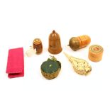 A group of early 19th Century painted Tunbridge ware sewing accessories and other pieces, comprising