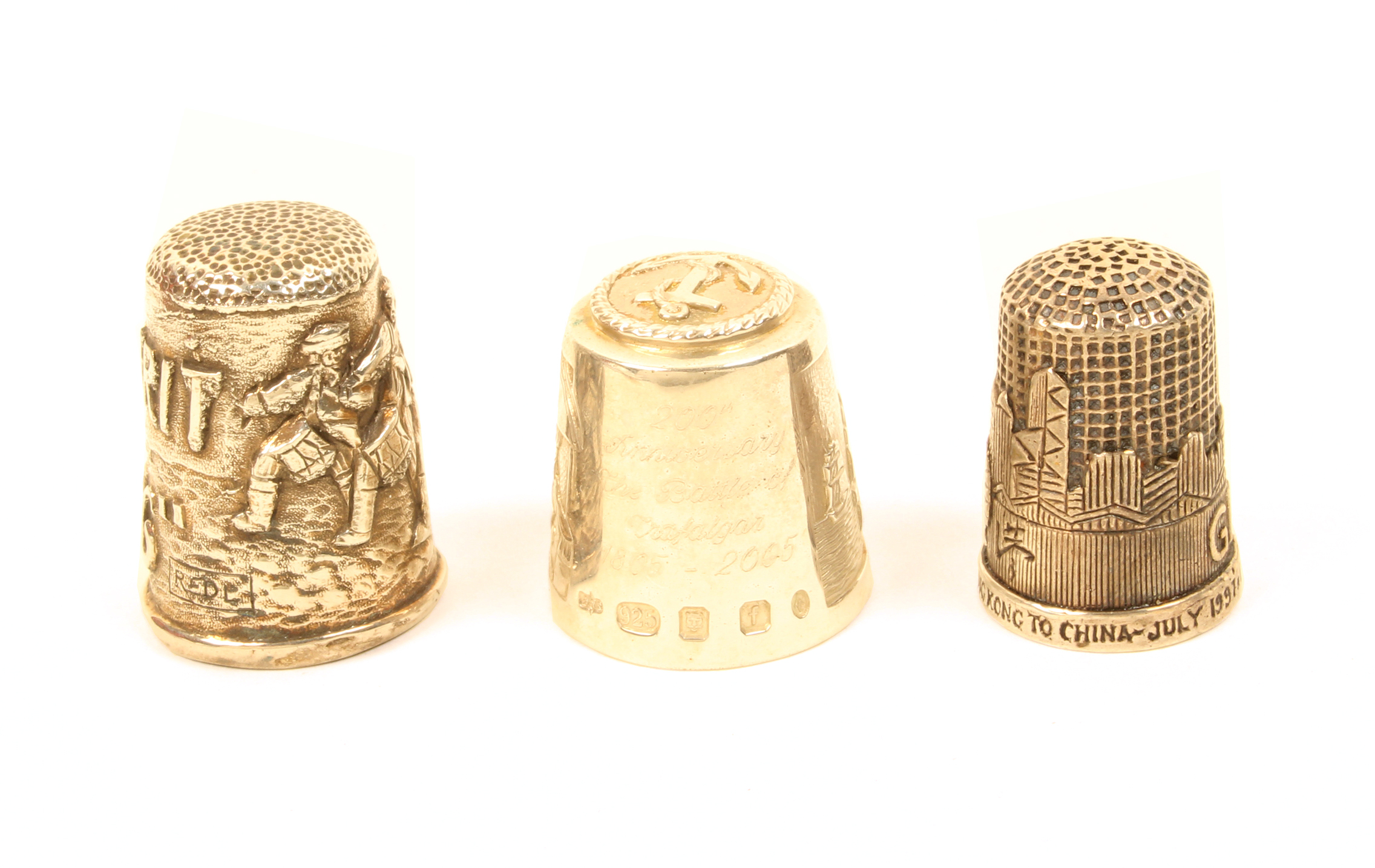 Three modern English silver commemorative thimbles, comprising an example to commemorate Trafalgar - Image 3 of 3