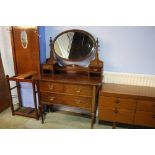 Mahogany dressing chest