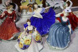 5 Assorted Royal Doulton figures