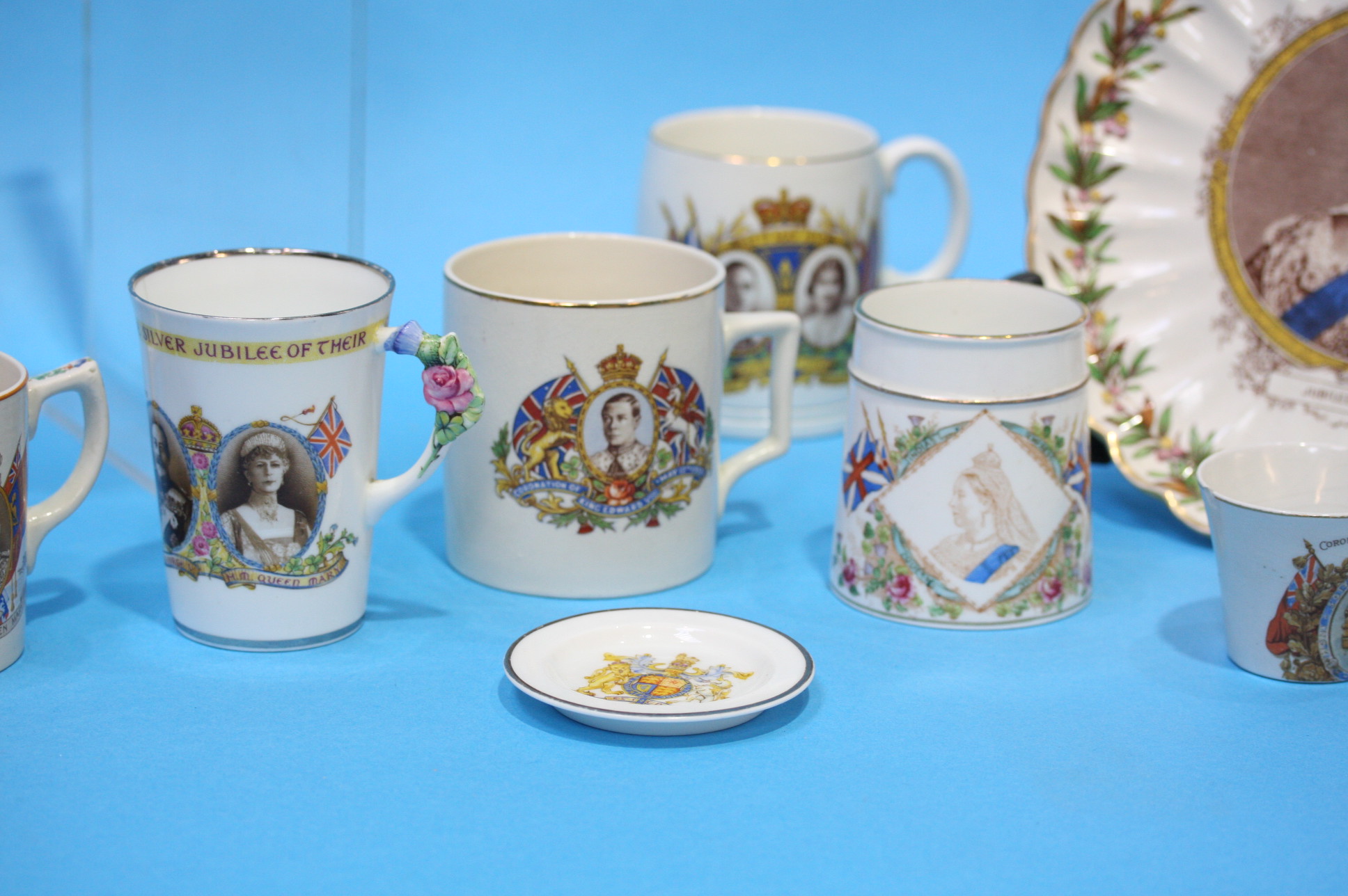 An Aynsley Commemorative Loving Cup etc. - Image 5 of 12