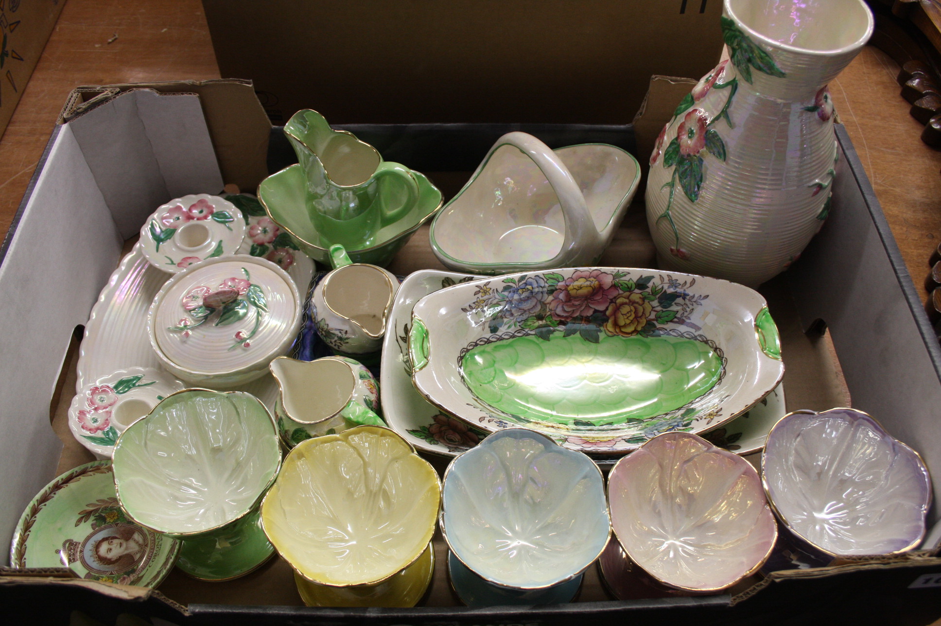A Collection of Maling china. - Image 3 of 3