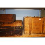 Wooden cases, various.