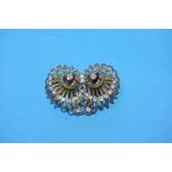 An 18ct brooch set with 2.75 cts of diamonds.