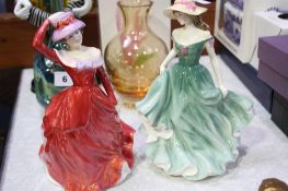 2 Royal Doulton figurines 'Mary & Janet'