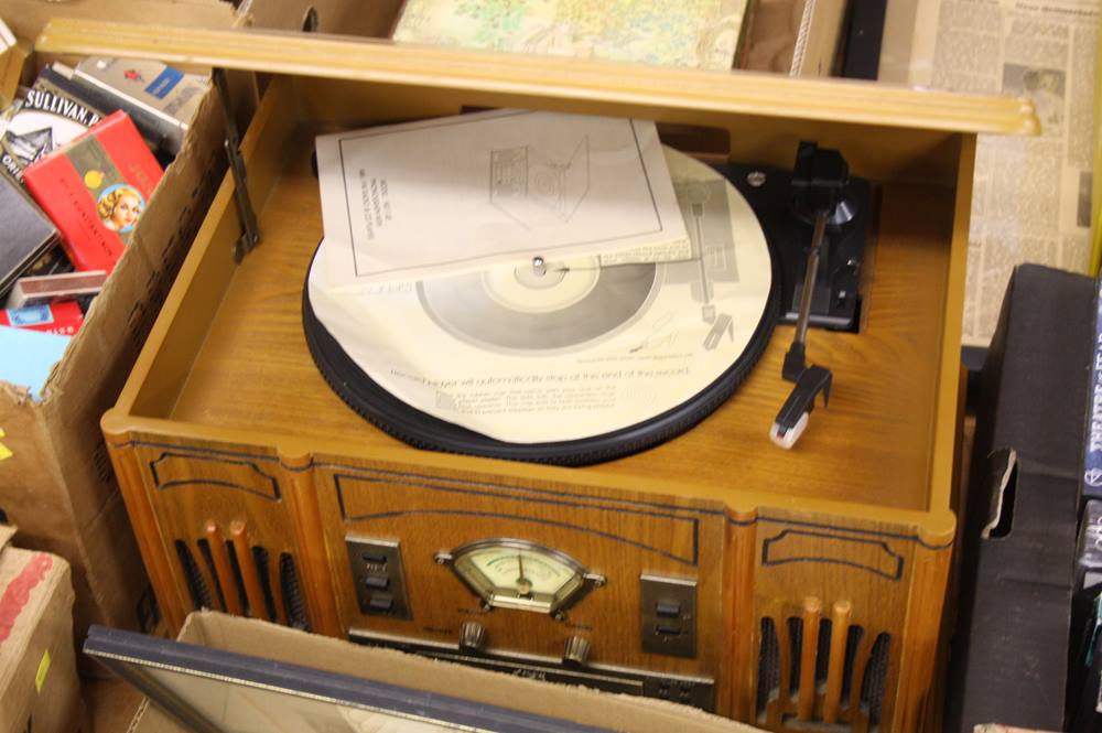 Reproduction phonograph - Image 2 of 4