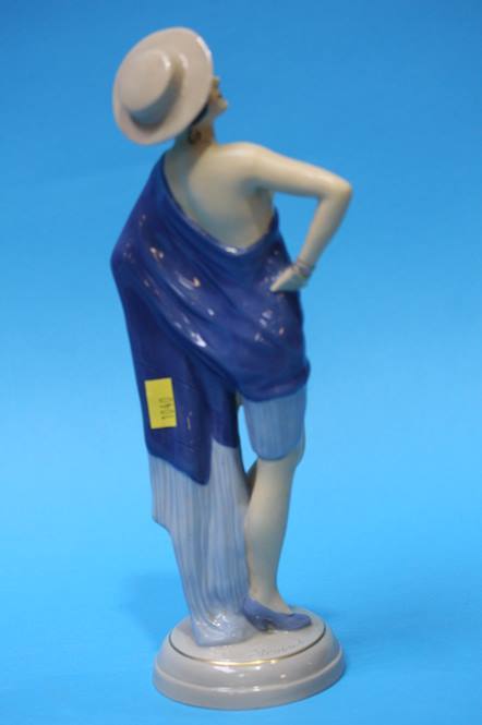 A Royal Dux figurine of a 1930's Lady 26cm height - Image 13 of 24