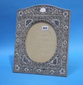 A good quality 19th century Vizagapatam easel picture frame