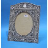 A good quality 19th century Vizagapatam easel picture frame