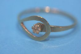 9ct gold ring and 1 other