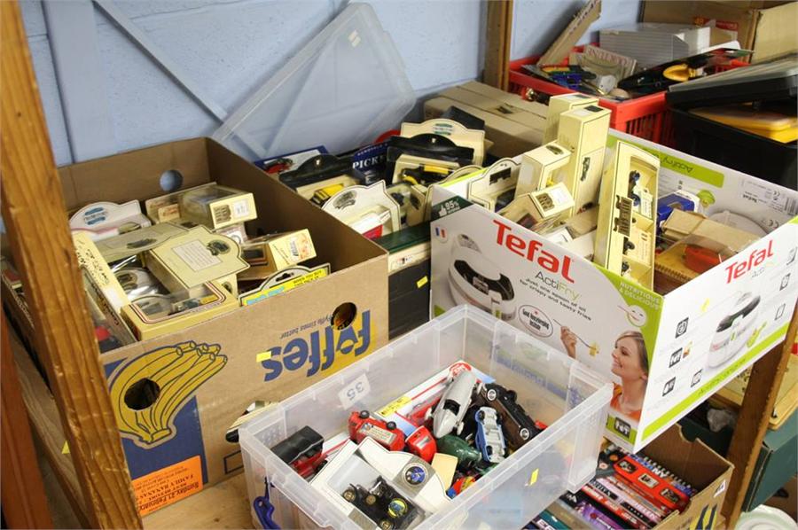 Large collection of Die Cast model cars