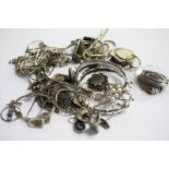 Quantity of assorted silver jewellery