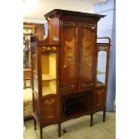 A good quality Art Nouveau mahogany China cabinet,