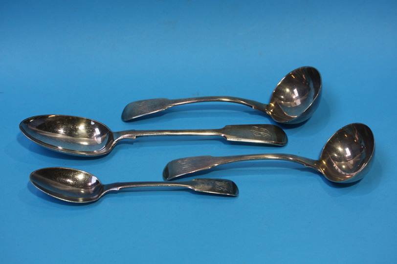 Two Georgian silver sauce ladles and two spoons. Weight 242 grams/7.7oz