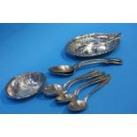 A set of six 800 standard silver teaspoons, two 800 silver dishes etc; weight 216.8 grams / 6.9 oz