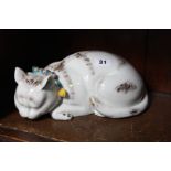 Continental pottery cat