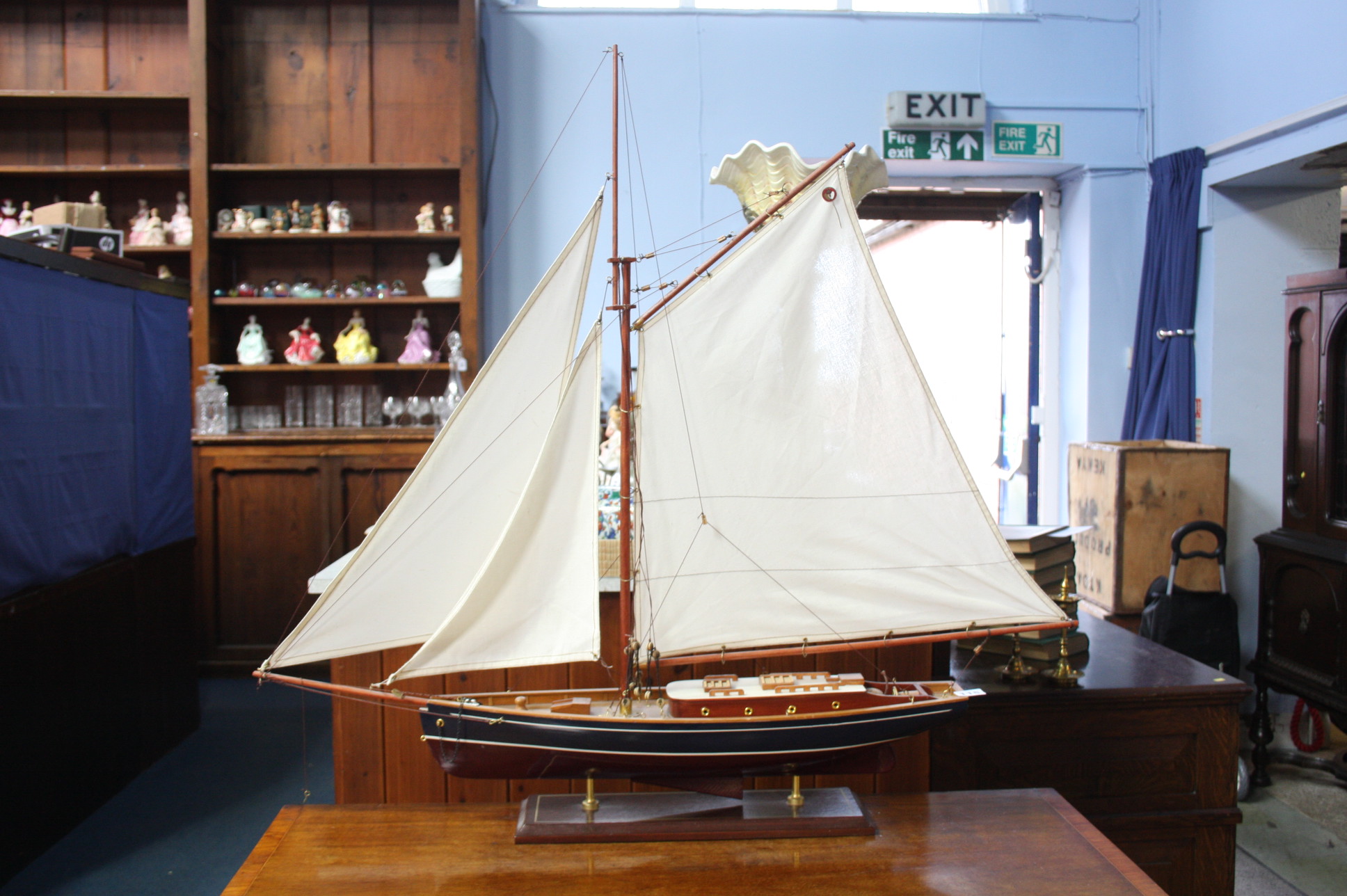 A model yacht