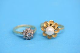 An 18ct gold and pearl set ring and 18ct diamond ring (2)