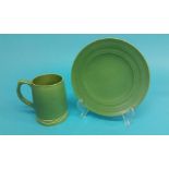 A Wedgwood Keith Murray green side plate and a Kei