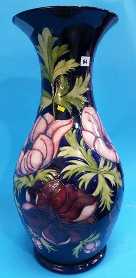 A very large Moorcroft 'Pansy' baluster shaped vas - Image 3 of 4