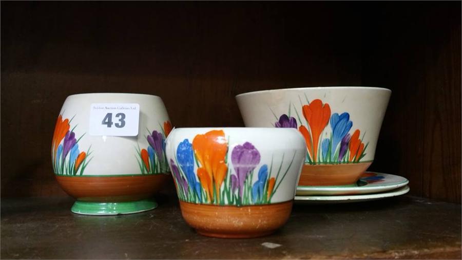 Collection of Clarice Cliff 'Crocus' china (5)