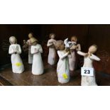 7 Willow tree figures