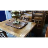 An oak 6 piece dining room suite