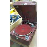 Table top gramophone