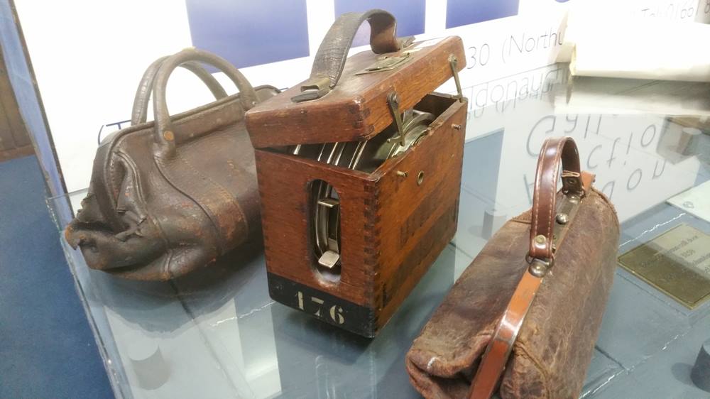 A Pigeon Clock and two bags - Image 2 of 2