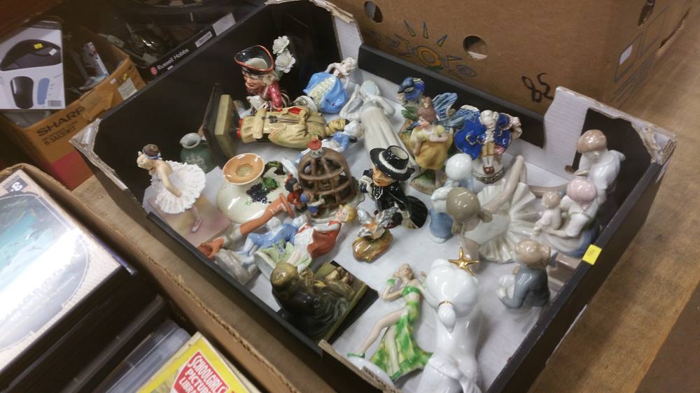 Box of figures