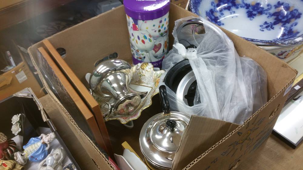 2 Wash bowls, box of miscellaneous etc.