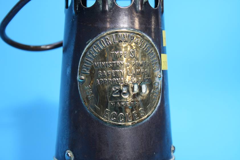 An Eccles miners lamp - Image 2 of 4