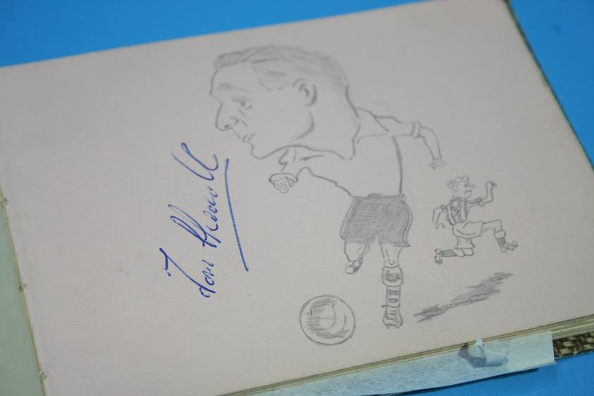 Collection of 186 Football Autographs from the 1950's in four books, each with individual autographs - Image 72 of 252
