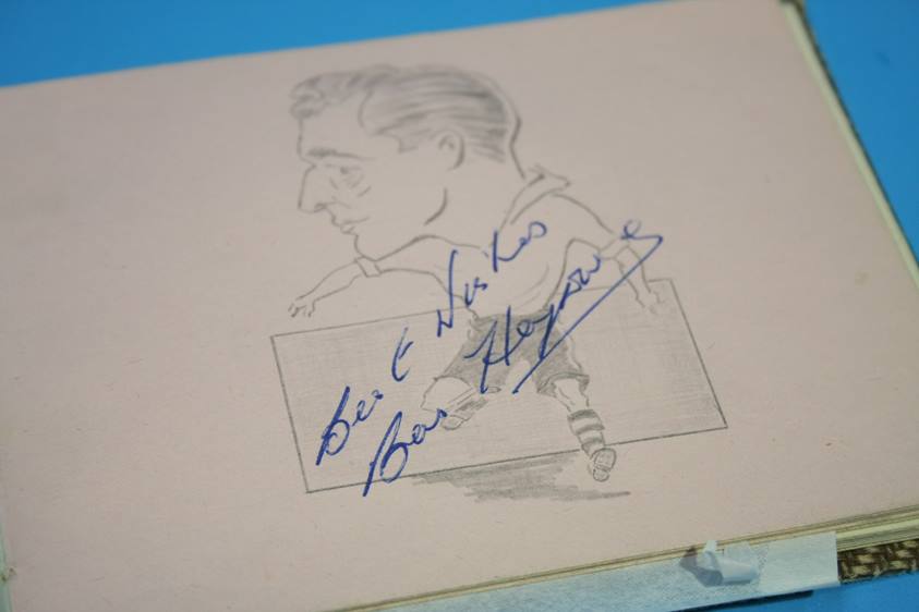 Collection of 186 Football Autographs from the 1950's in four books, each with individual autographs - Image 189 of 252