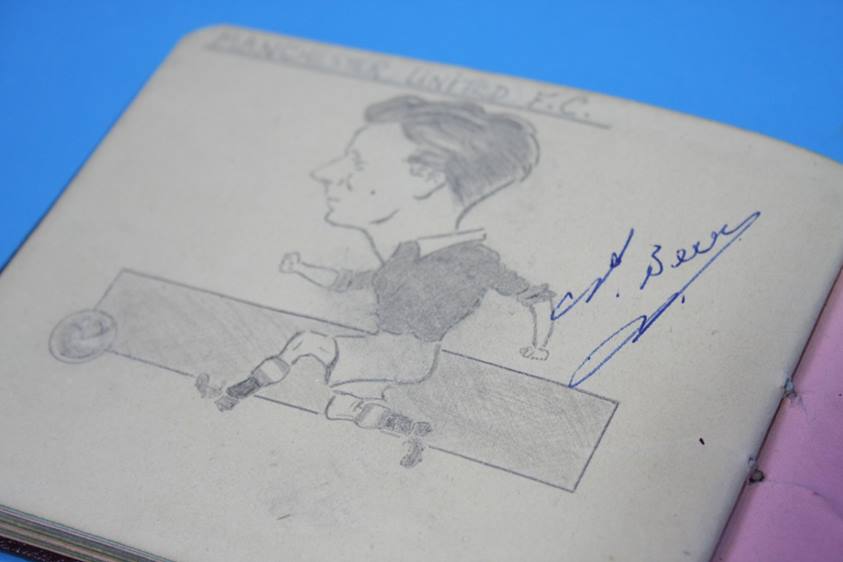 Collection of 186 Football Autographs from the 1950's in four books, each with individual autographs - Image 136 of 252