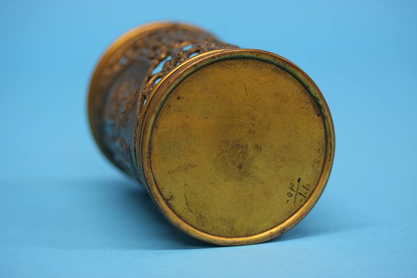 A gilt bronze reticulated brush pot, the pierced sides decorated with panels of scholars. 8 cm - Image 10 of 12