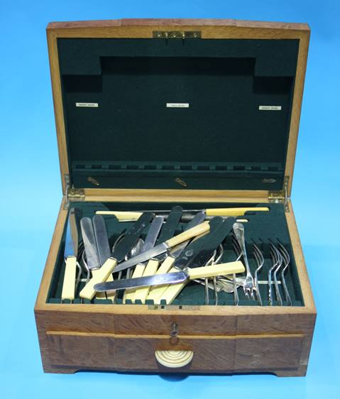 An oak canteen of cutlery - Image 2 of 6