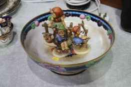 Three Hummel figures and a Losol bowl