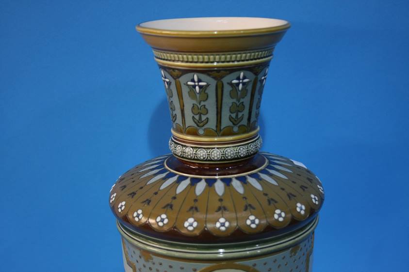 A pair of Mettlach vases - Image 4 of 6