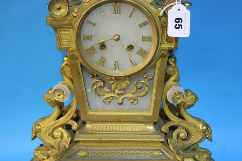 A gilt metal and marble mantle clock - Image 3 of 4